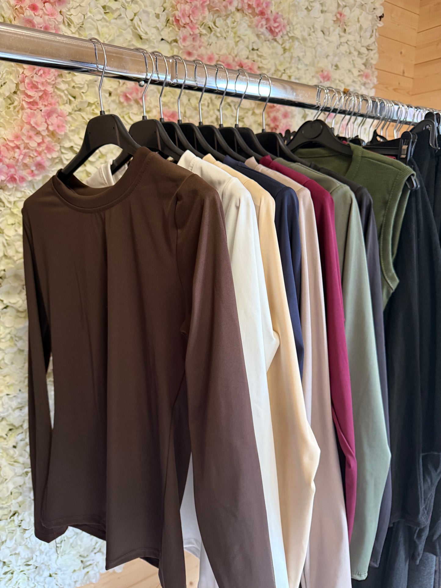 Long sleeve tops